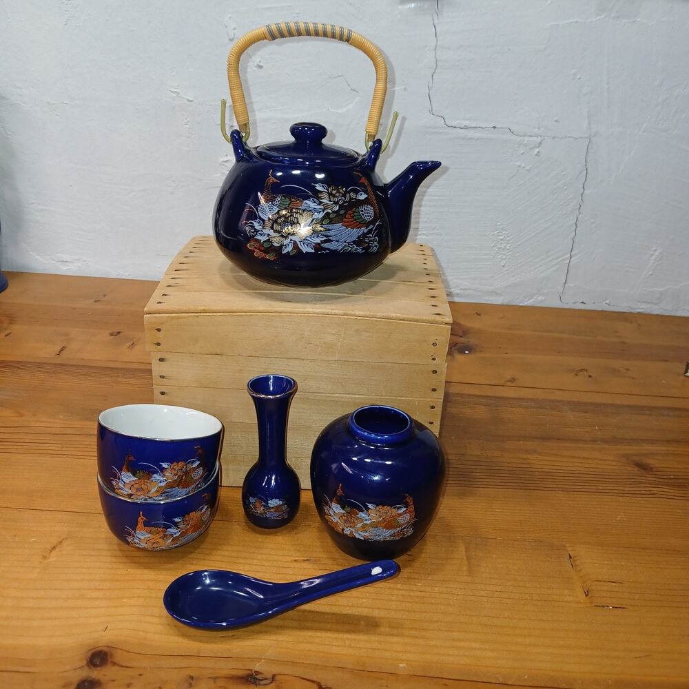 Lot of 6 Vintage Cobalt Blue Japanese Teapot 2 Cups Floral Peacock 2 vases #28